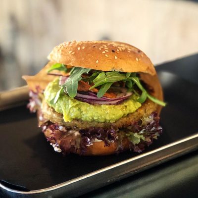 4B7DAD46-1D76-4104-AF08-88743A4C3231